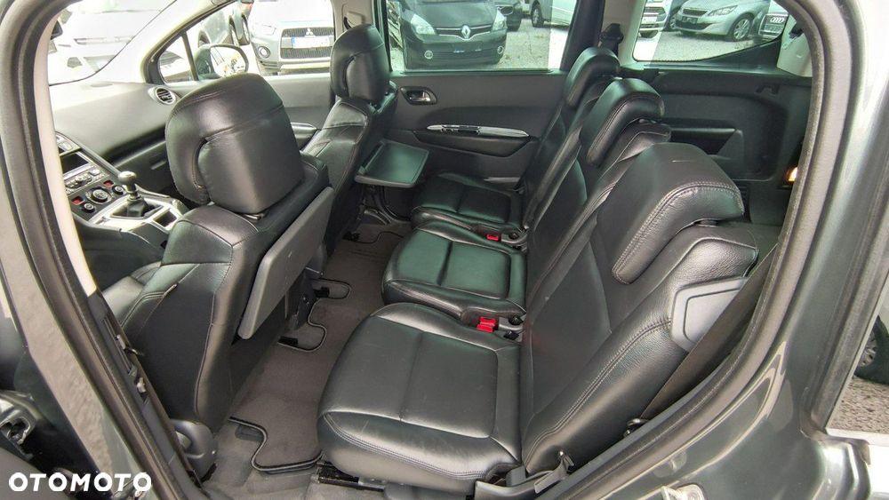 Peugeot 5008 - 16
