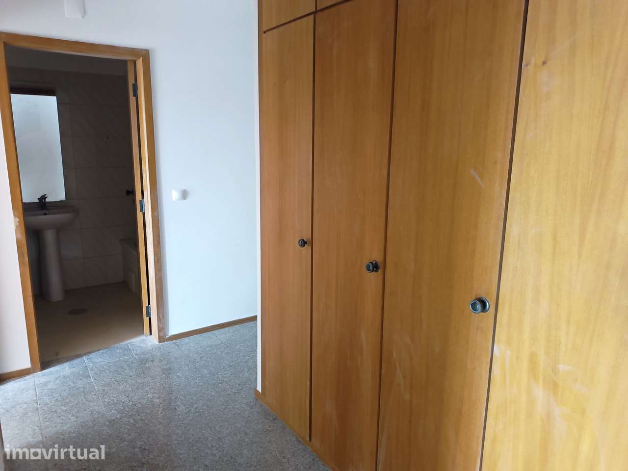 Apartamento T1 em Coimbra (Urb. Loreto) - Grande imagem: 4/9