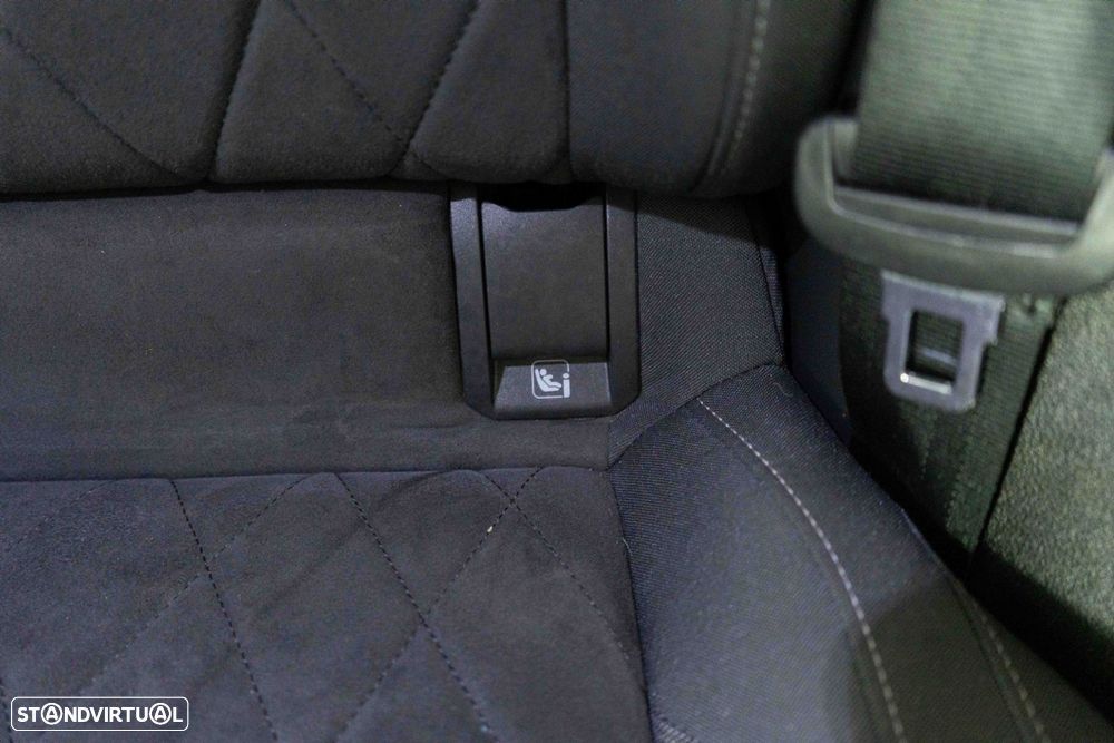 VW Golf 1.4 TSI e-Hybrid DSG - 12