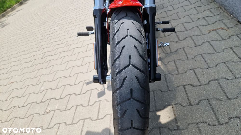 Harley-Davidson FXSB Breakout - 14