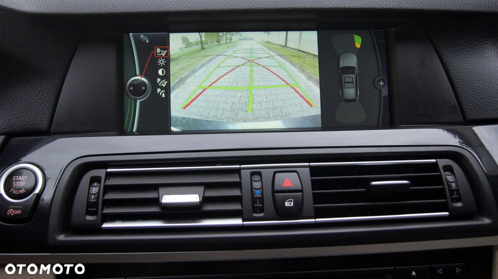 BMW Seria 5 520d - 38