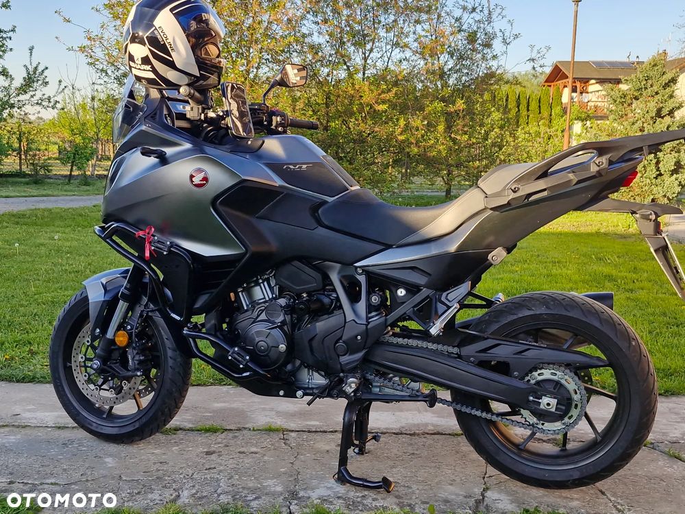 Honda NT - 9
