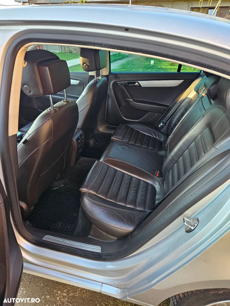 Volkswagen Passat 2.0 Blue TDI DSG SCR Highline - 16