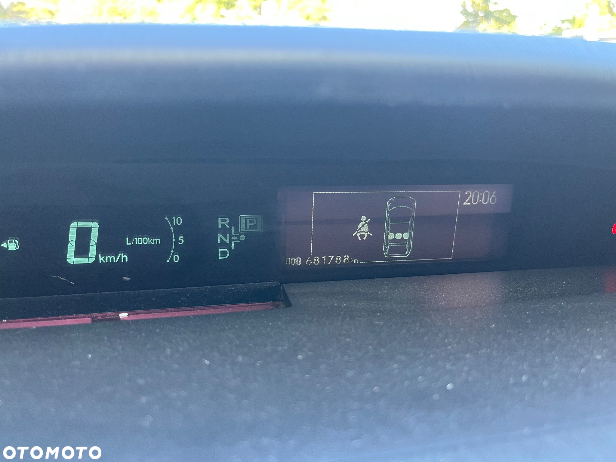 Toyota Prius 1.8 HSD Active - 18