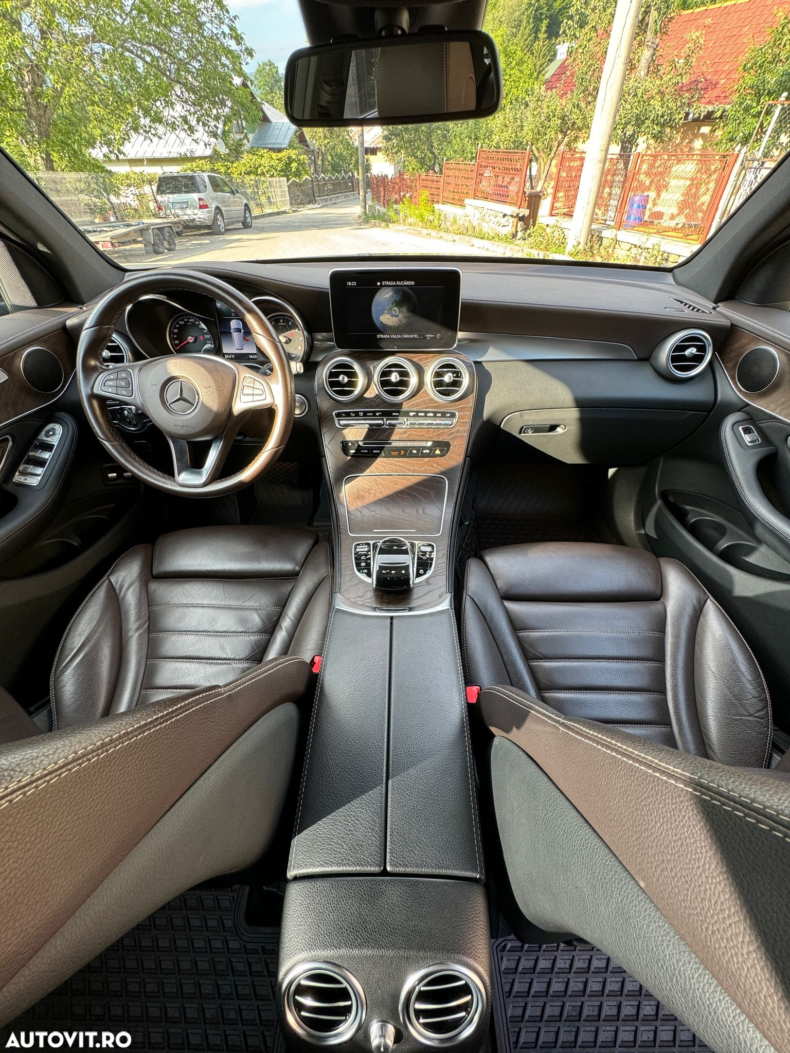 Mercedes-Benz GLC 250 4Matic 9G-TRONIC Exclusive - 13
