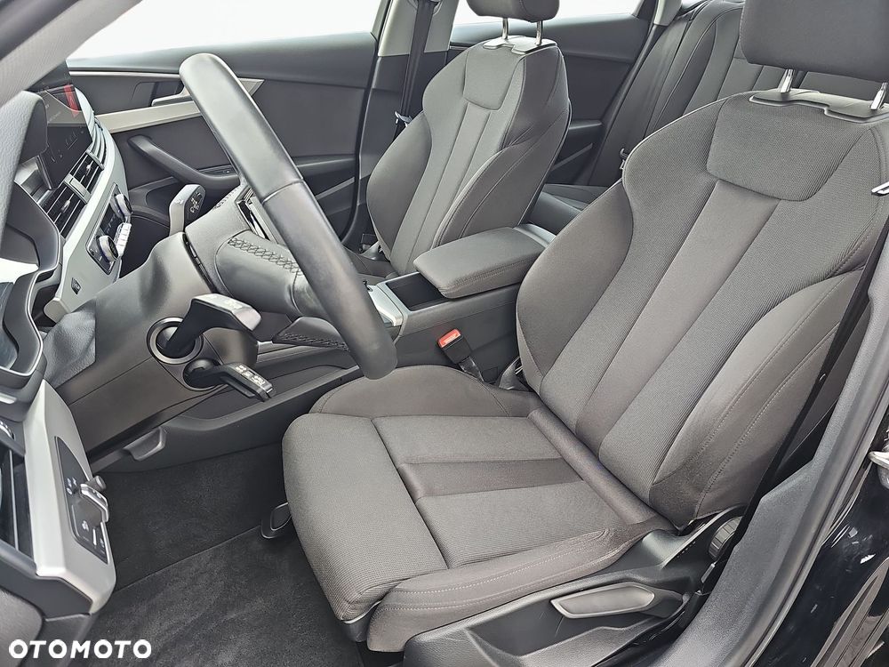 Audi A4 Limousine 35 TFSI mHEV S tronic - 12