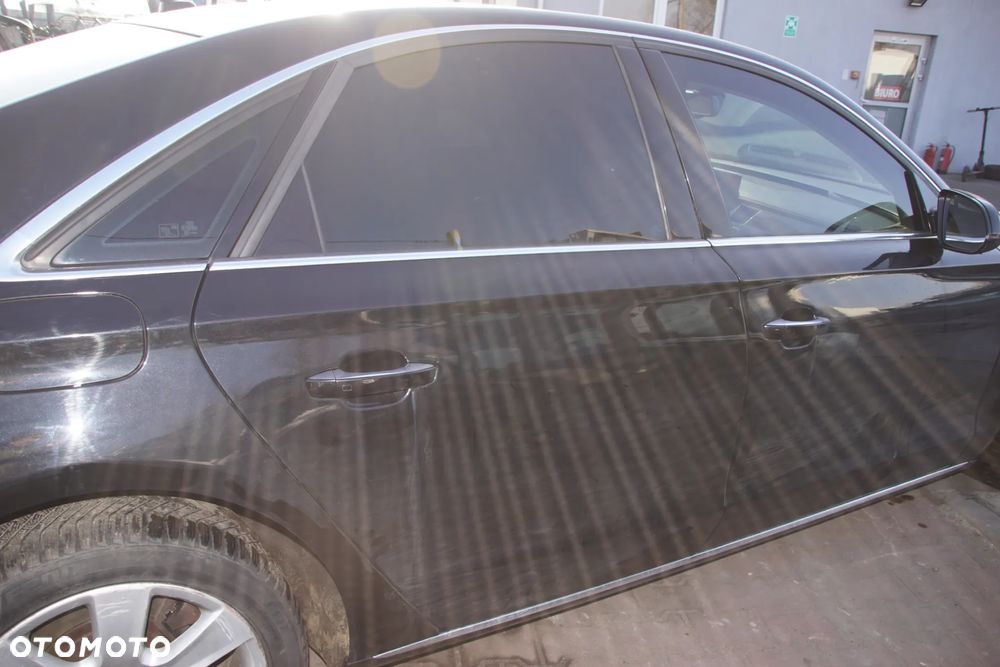 Auto na części tel 692106889 Audi A8 D4 4.2 tdi CDSB CDS skrzynia MXX kod lakieru lz9y wersja nie long drzwi ćwiartka szyba deska konsola lusterko zamek komputer zderzak czujnik fotele - 4