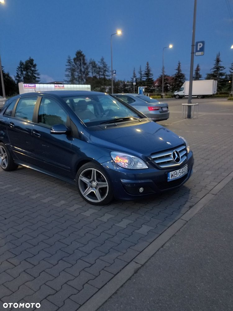 Mercedes-Benz Klasa B 180 CDI - 1