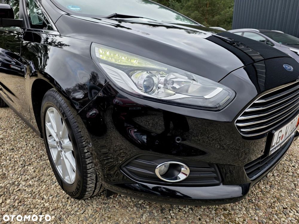 Ford S-Max 2.0 TDCi Titanium - 1
