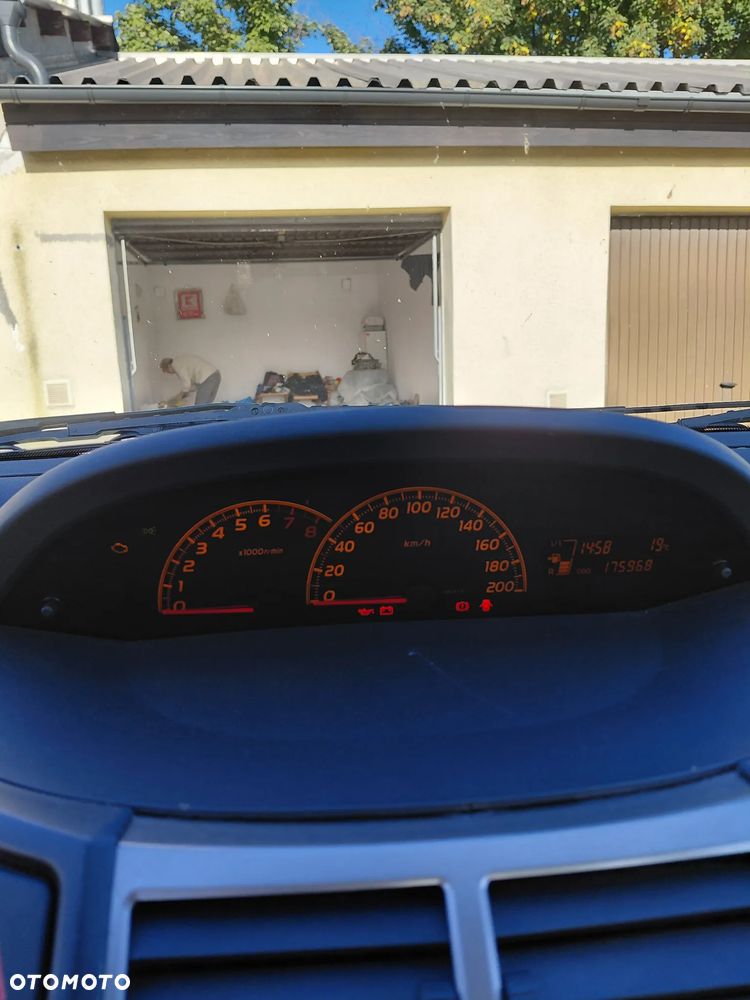 Toyota Yaris - 13