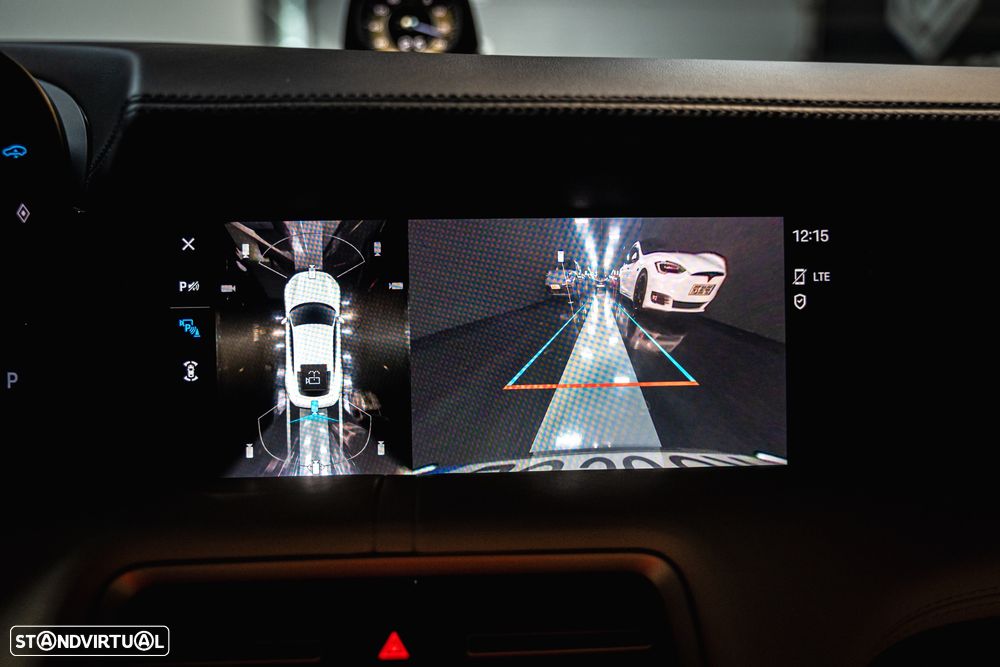Porsche Taycan Turbo - 17