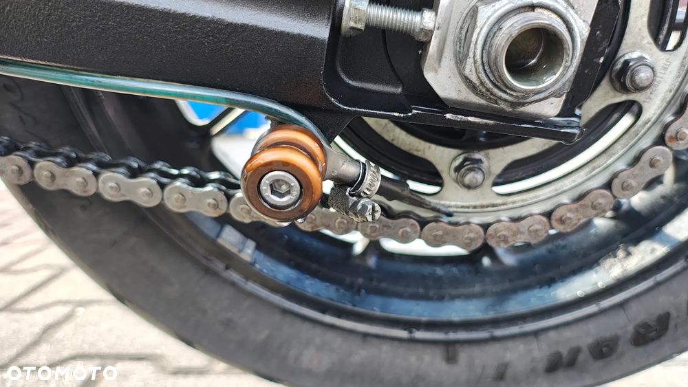 Suzuki V-STROM - 11
