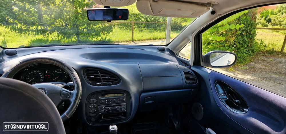 VW Sharan 1.9 TDi CL 5L - 5