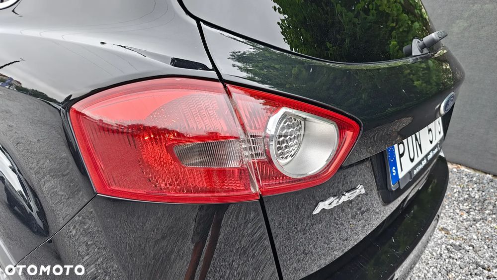 Ford Kuga - 32