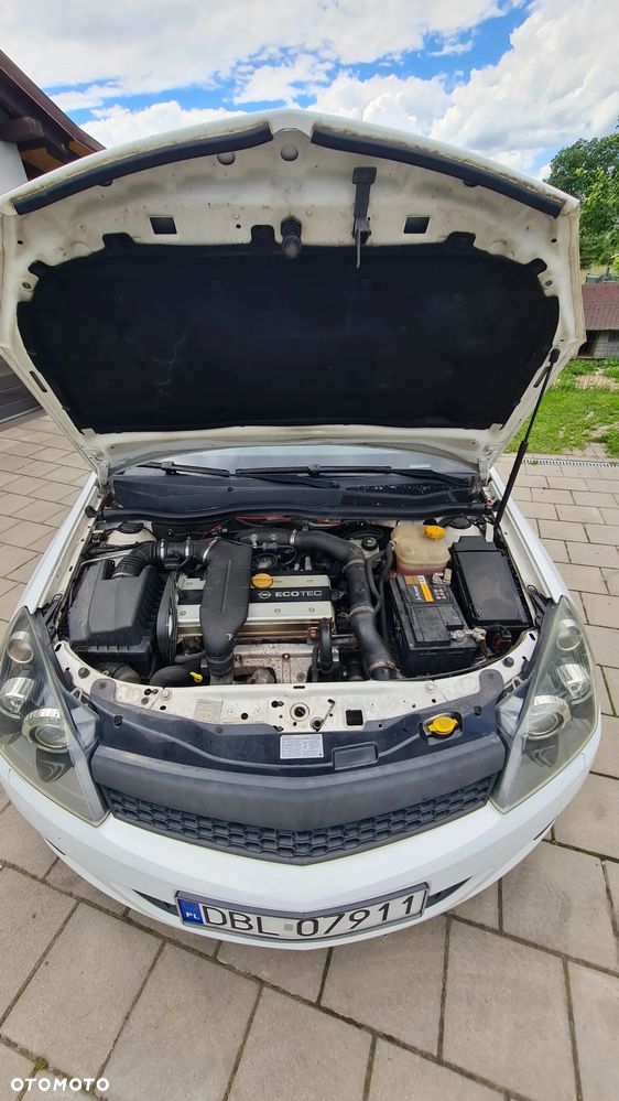 Opel Astra 2.0 Turbo Cosmo - 13