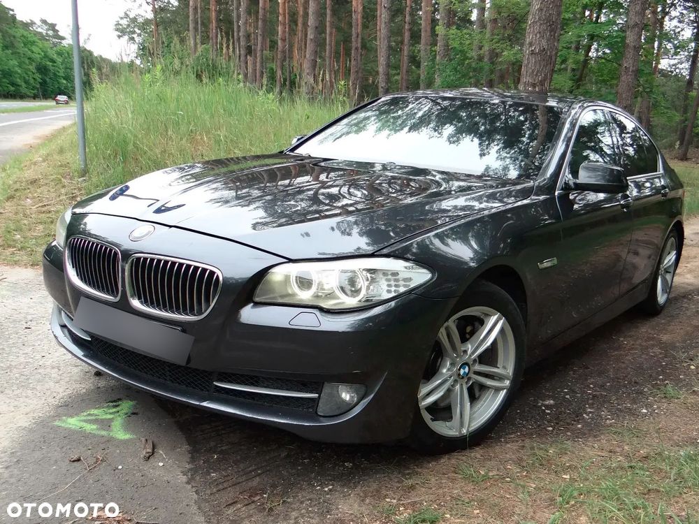 BMW Seria 5 525d - 4