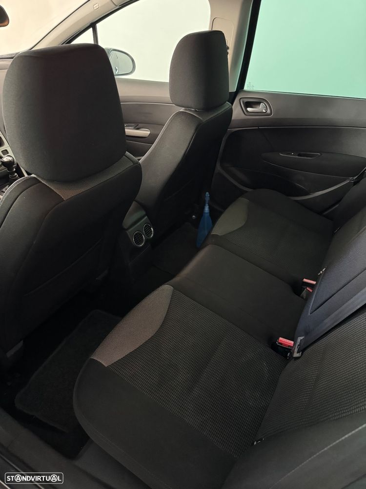 Peugeot 308 SW 1.6 HDi Executive - 12