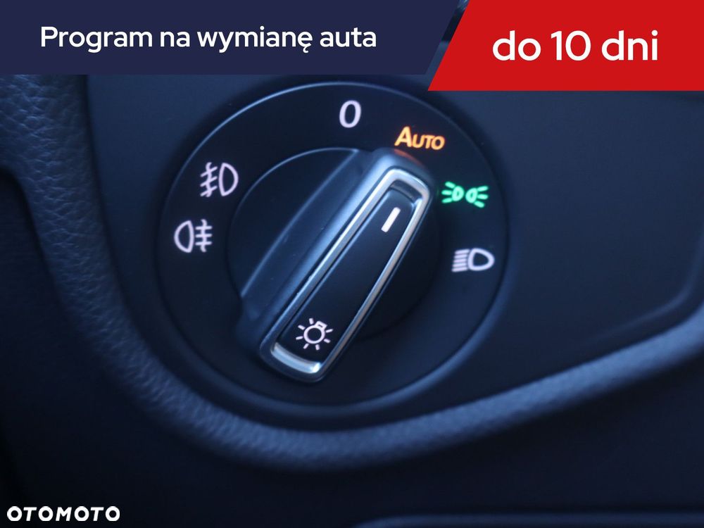 Volkswagen Touran - 18
