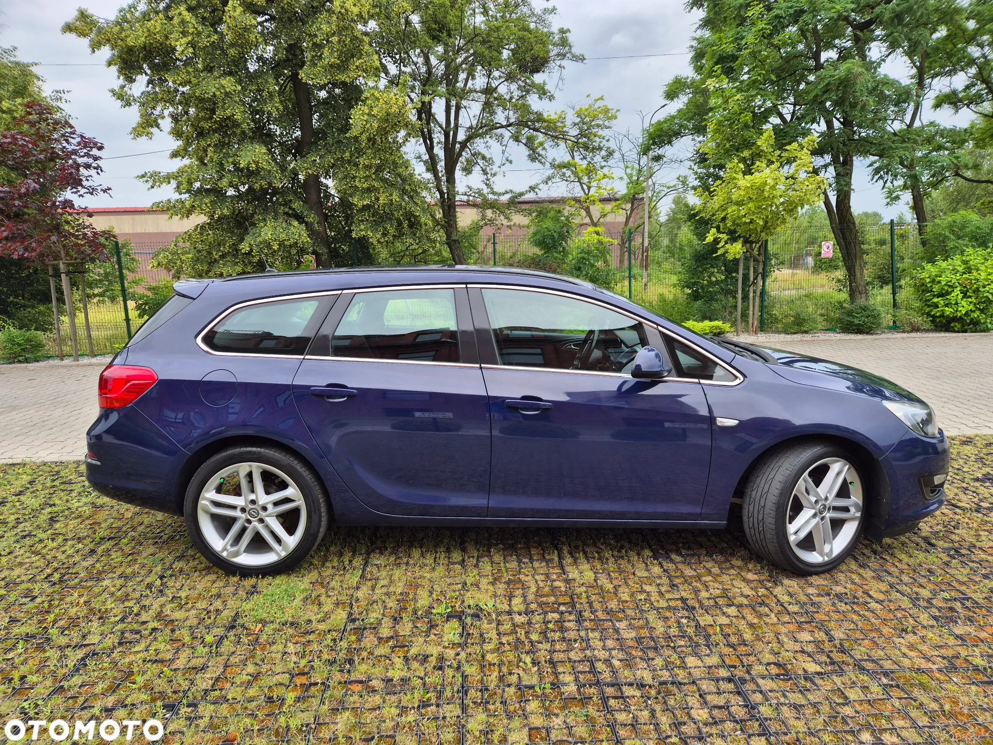 Opel Astra 1.6 Sports Tourer Style - 8