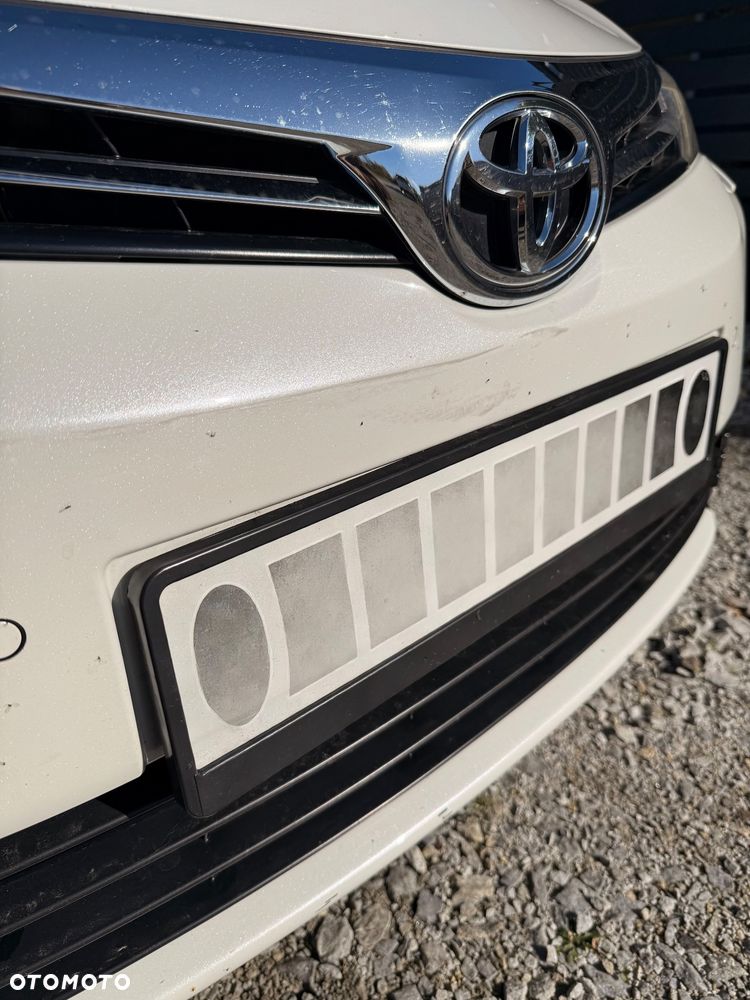Toyota Corolla - 8