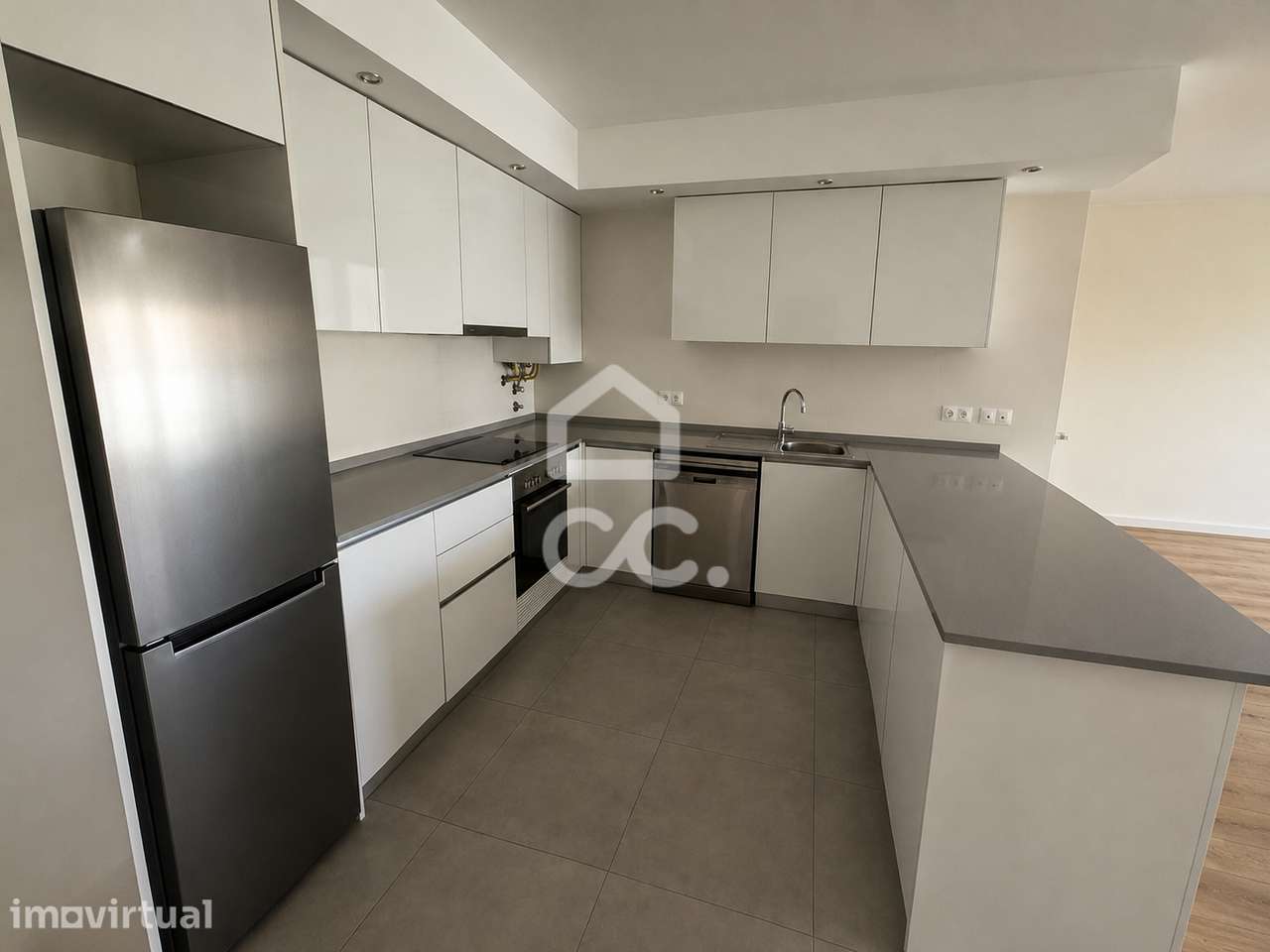 Apartamento T2 - Grande imagem: 3/15