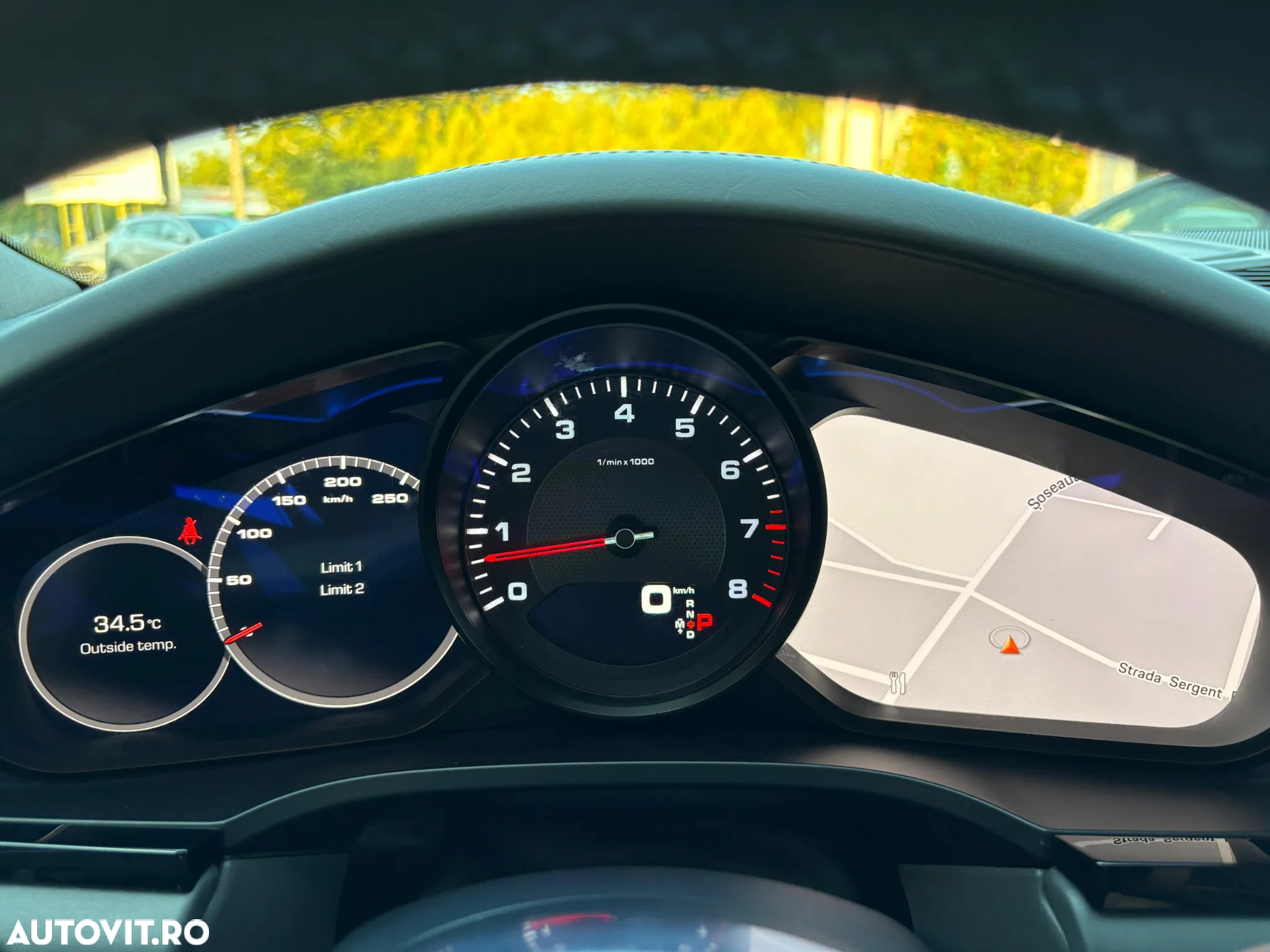 Porsche Cayenne Standard - 17