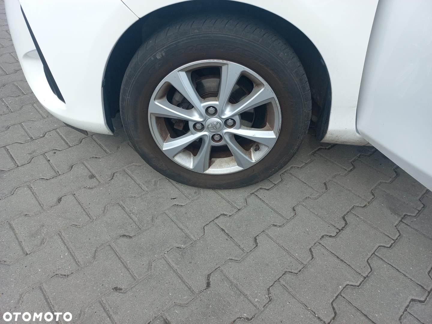 Toyota Yaris - 25
