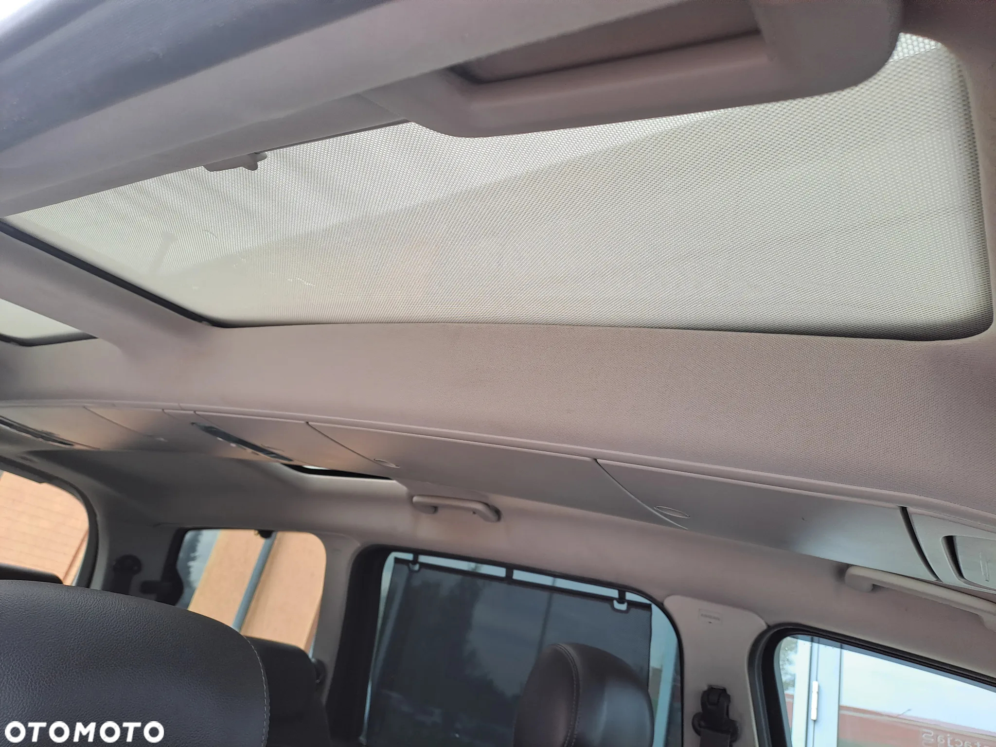 Ford Galaxy 2.0 TDCi DPF Titanium - 19