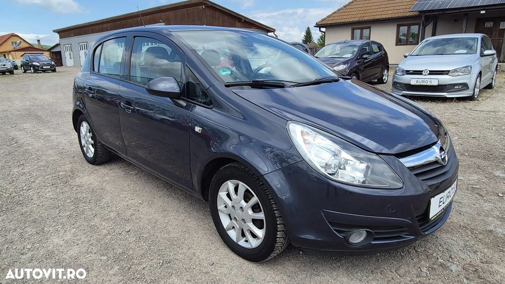 Opel Corsa 1.4 16V Innovation - 2