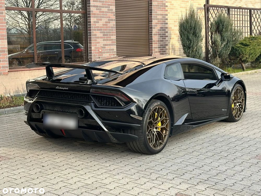 Lamborghini Huracan - 5