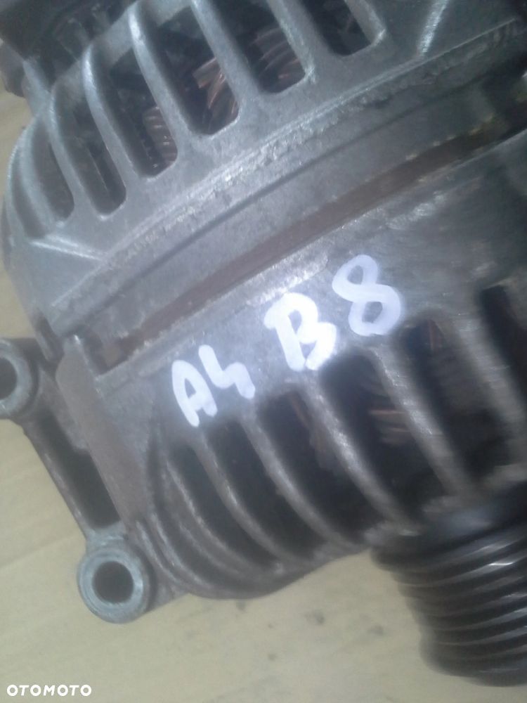 Alternator Audi A4 B8 1.8 TFSI 0124525113, 06H903016L Bosch - 2