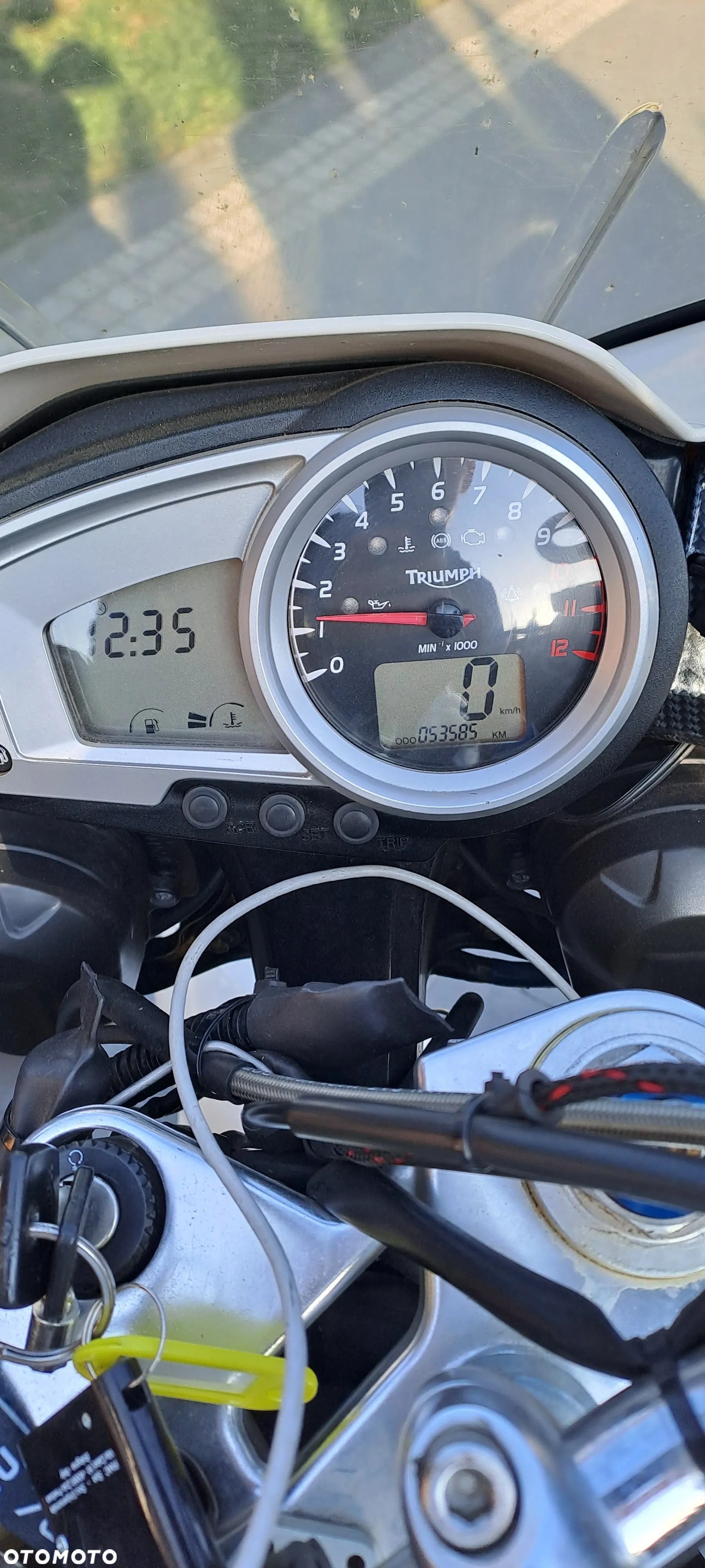 Triumph Tiger - 4