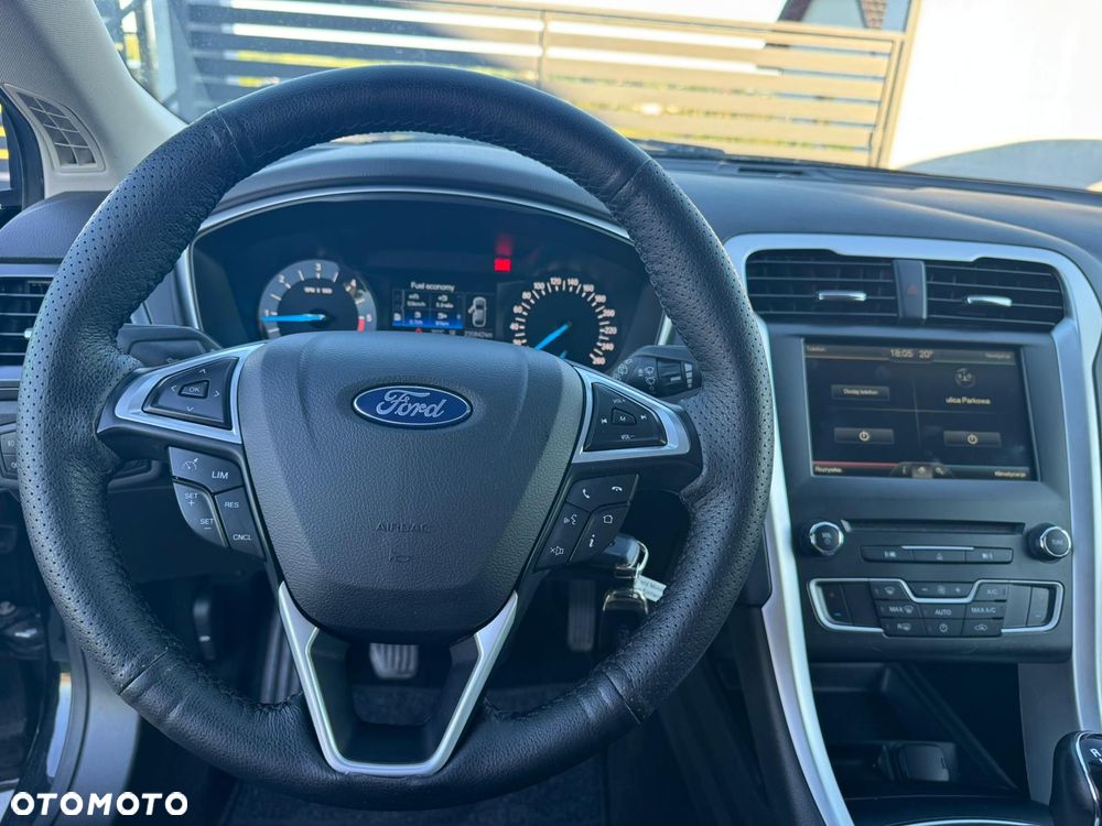 Ford Mondeo - 13