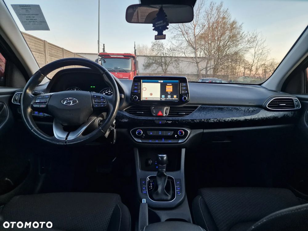 Hyundai i30 - 16