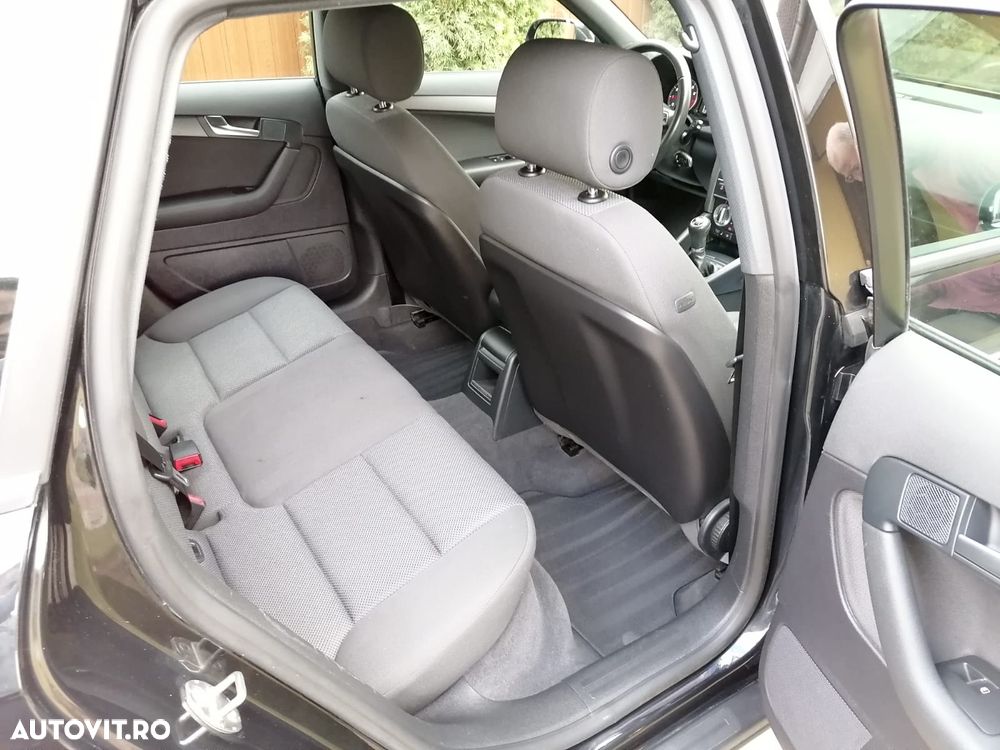 Audi A3 1.2 TFSI ack Ambiente - 8