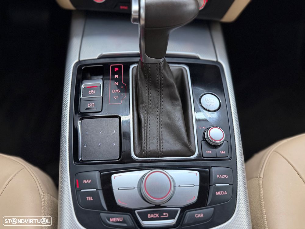Audi A6 3.0 TDi V6 Exclusive Multitronic - 17