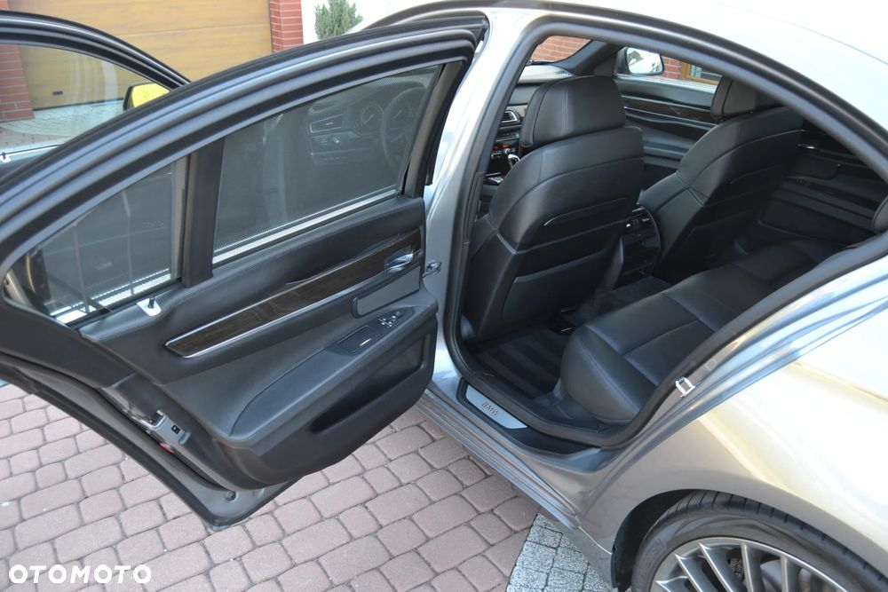 BMW Seria 7 730d - 20