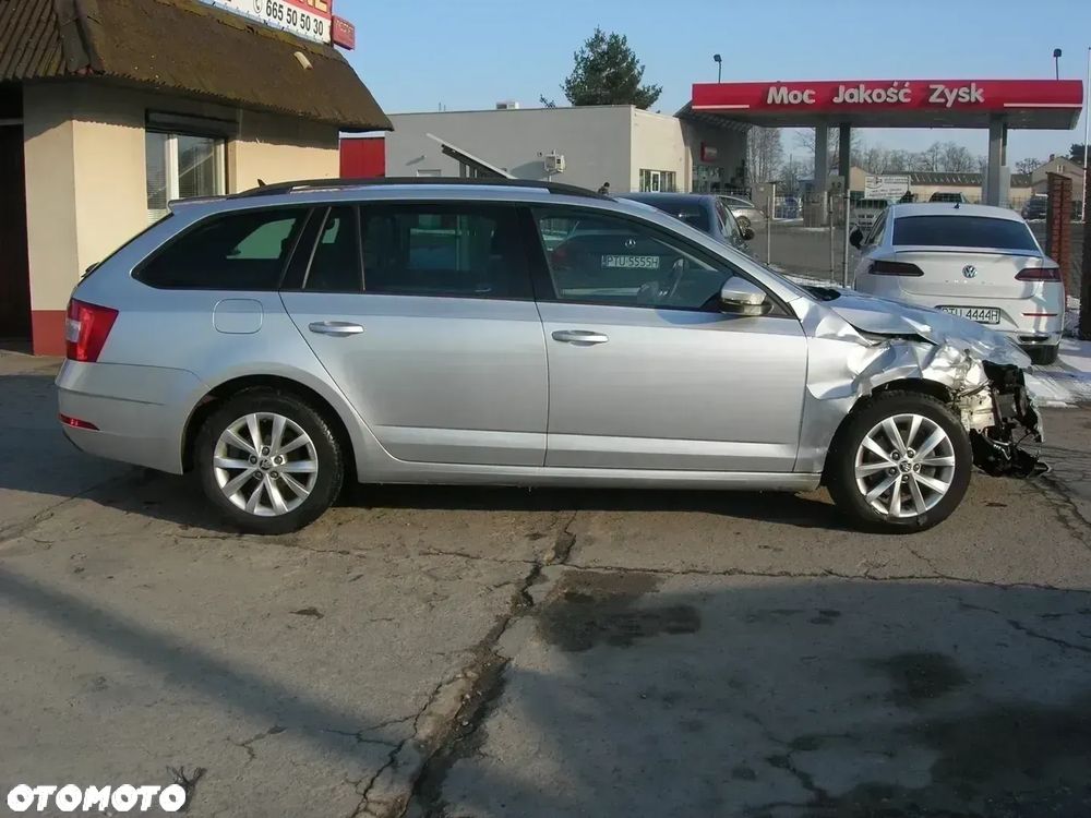 Skoda Octavia 1.5 TSI ACT DSG Style - 5