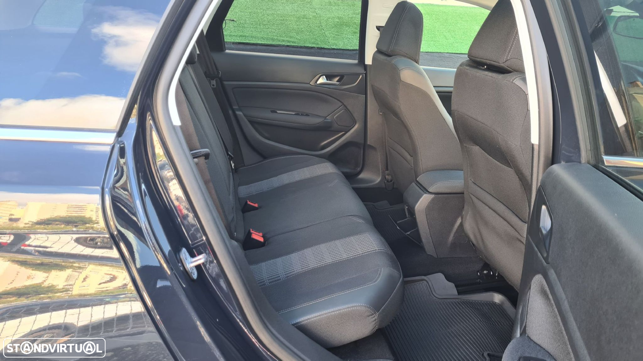 Peugeot 308 SW 1.5 BlueHDi Allure - 44