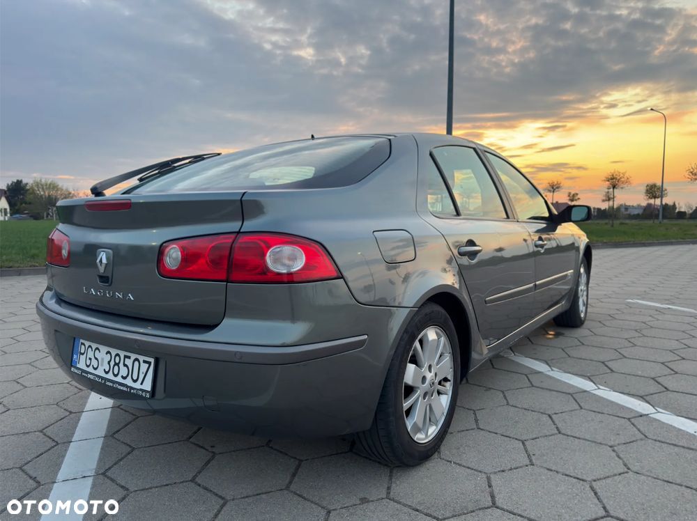 Renault Laguna 2.0 Confort Expression - 1