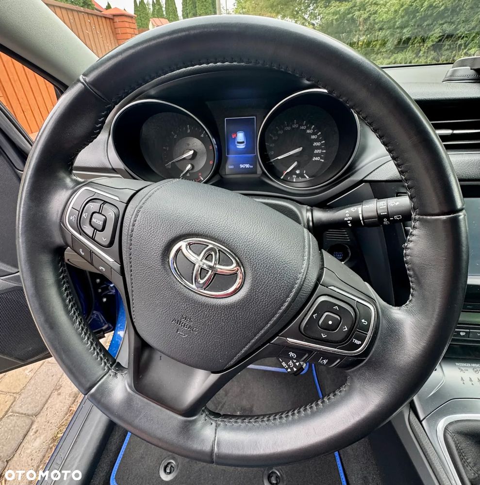 Toyota Avensis 2.0 D-4D Prestige - 7