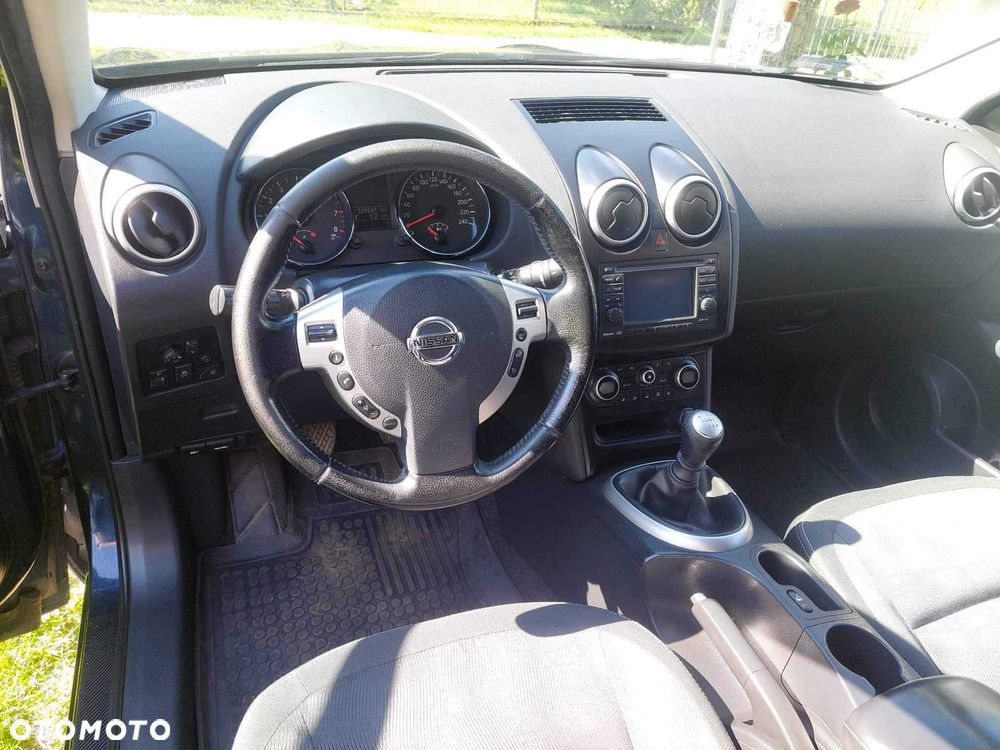 Nissan Qashqai+2 - 7