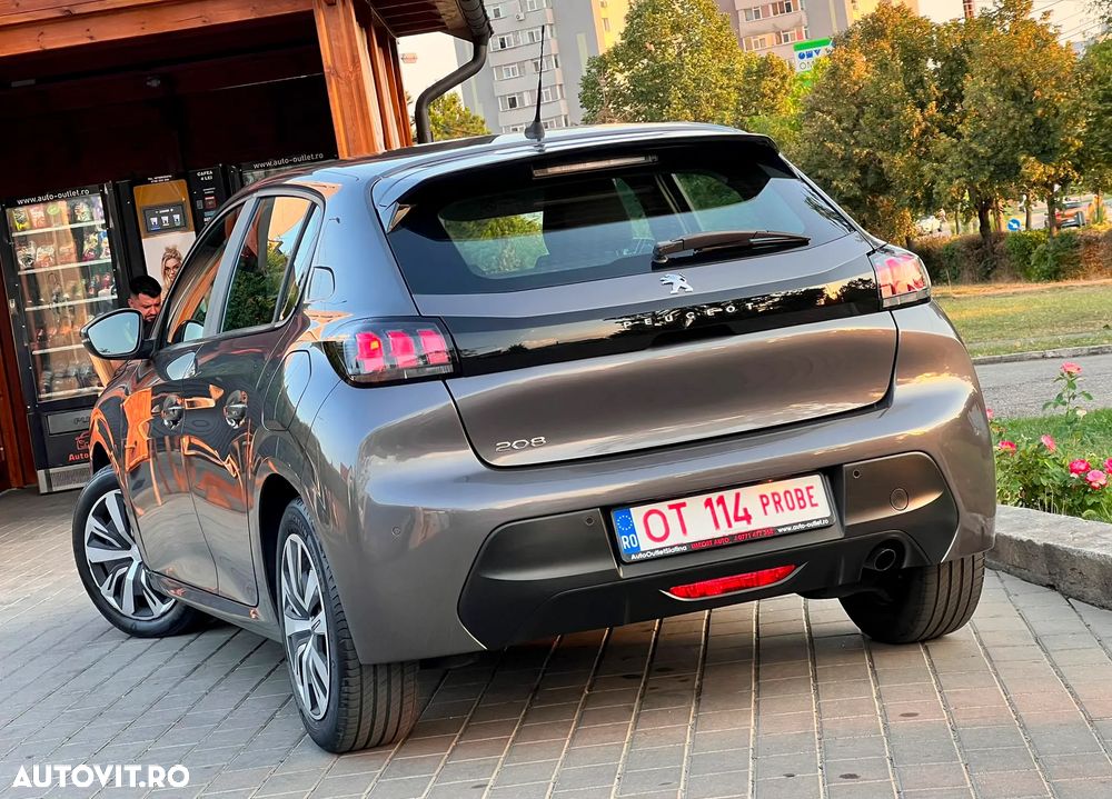 Peugeot 208 1.2 L PureTech Turbo STT Allure - 11
