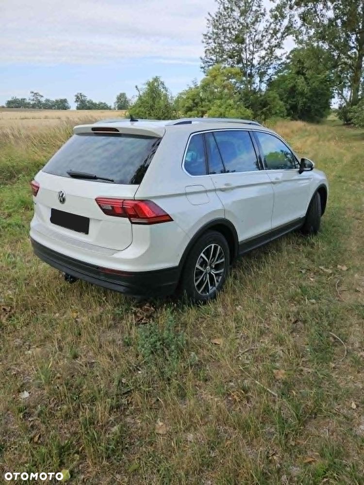 Volkswagen Tiguan ver-2-0-tdi-bmt-scr-comfortline - 5