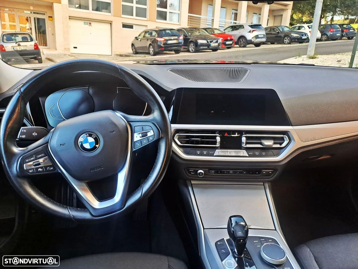 BMW 320 d Auto - 12
