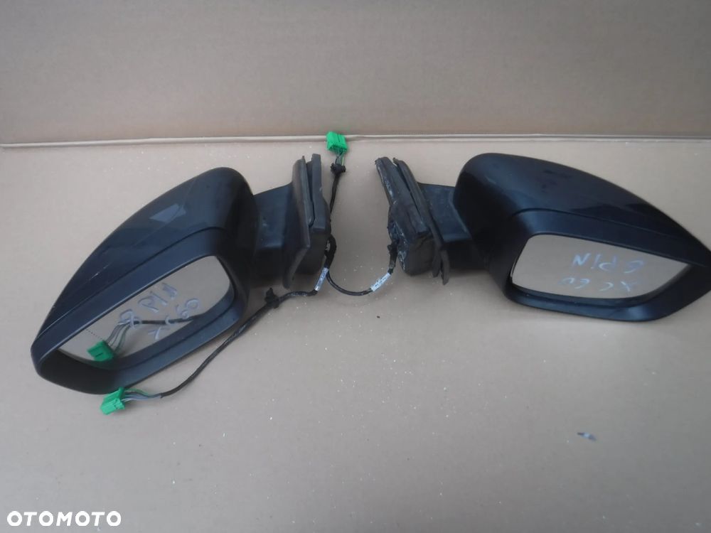 Volvo XC60 I  lusterko lewe 8 pin 14 pin   prawe 6 pin 12 pin  477-46 492-46 - 7