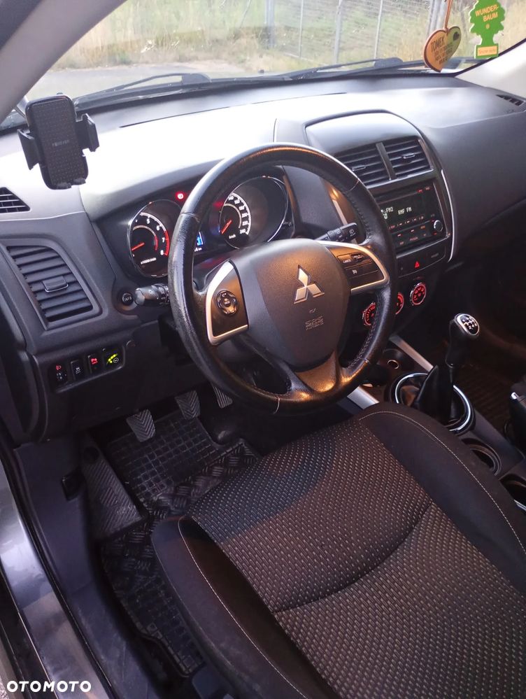 Mitsubishi ASX 1.6 Invite - 11