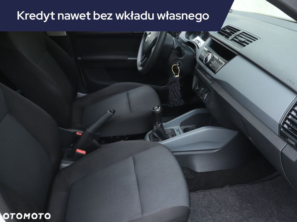 Skoda Fabia - 11