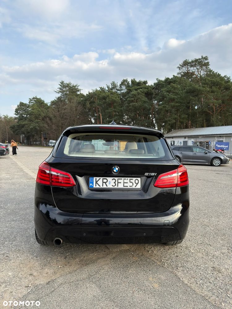 BMW Seria 2 218i - 14