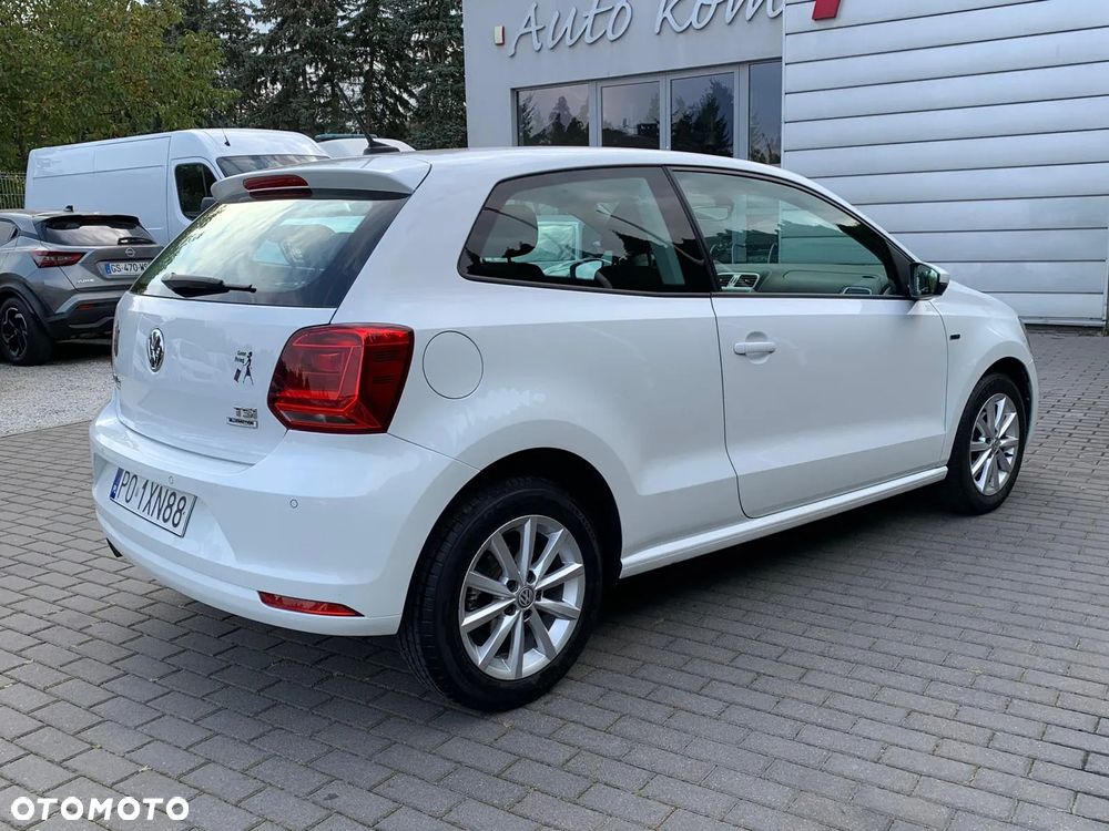 Volkswagen Polo 1.2 TSI Blue Motion Technology Lounge - 5